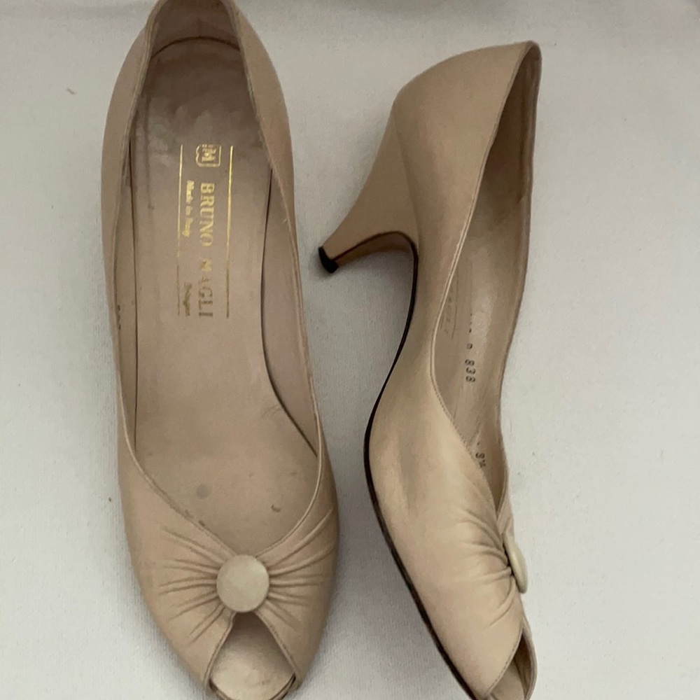 VTG Bruno Magli Heels